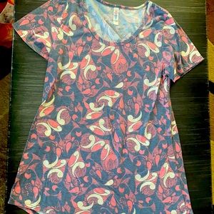 Lularoe perfect T size small